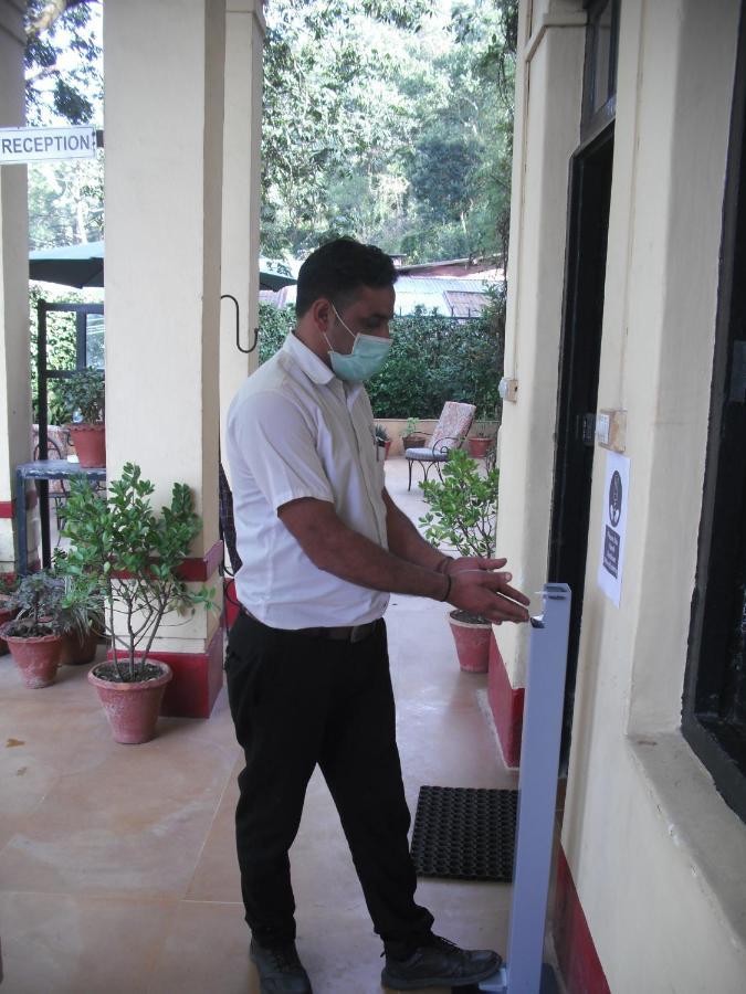 Alasia Hotel Kasauli Eksteriør bilde