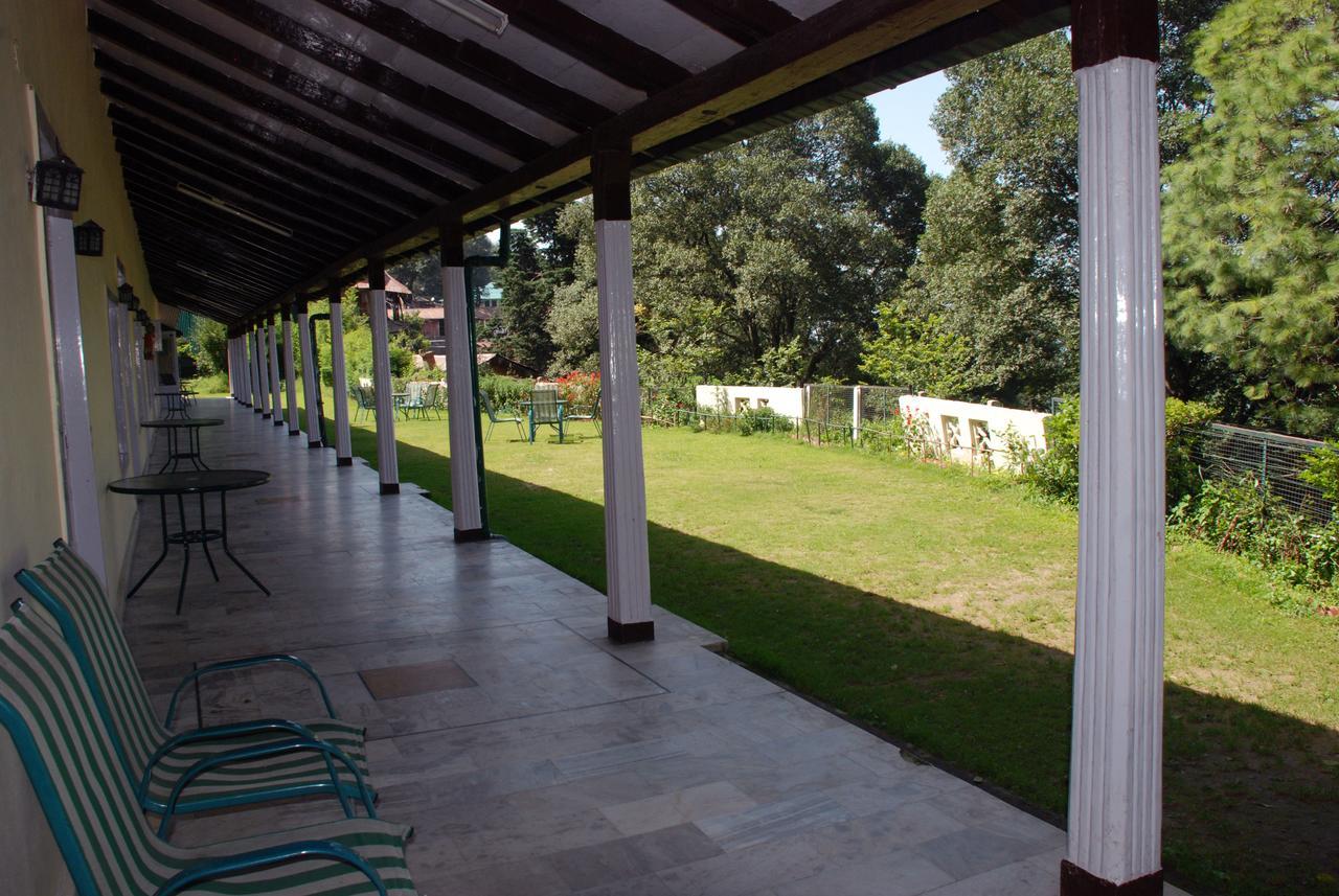 Alasia Hotel Kasauli Eksteriør bilde